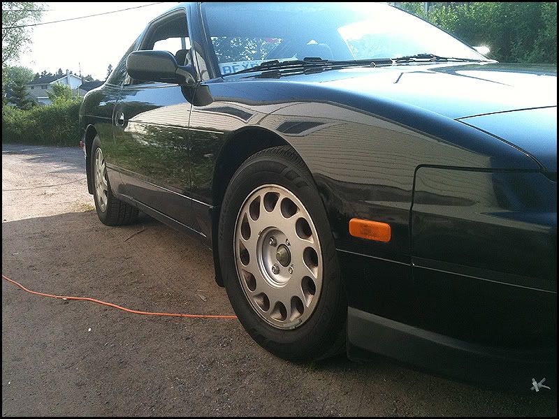 http://i82.photobucket.com/albums/j257/scott213/1990 Nissan 240sx/15.jpg